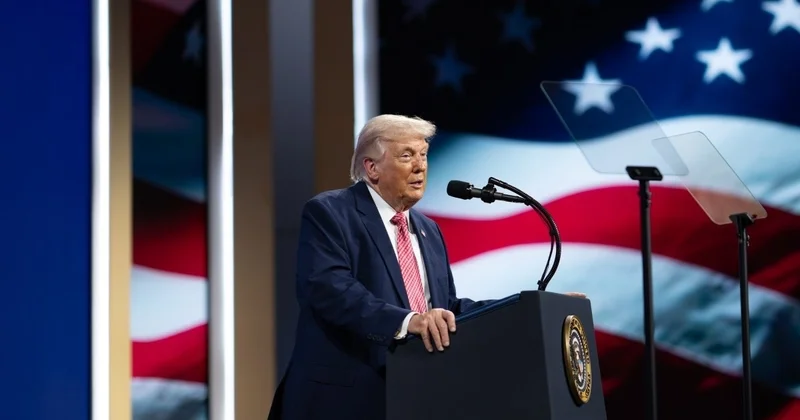 Трамп Ирандағы ұшқыштың құтқарылуы туралы ақпарат таратқандар сотталады деп қорқытты