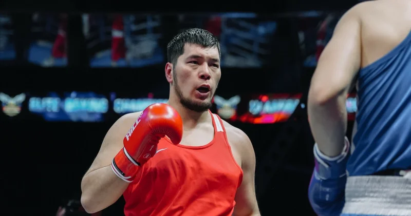 Айбек Оралбай Азия чемпионатының финалына ірі жеңіспен шықты