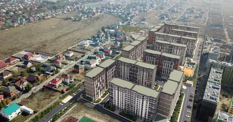 Жильцов Sensata City в Алматы лишают обещанной территории и парковок