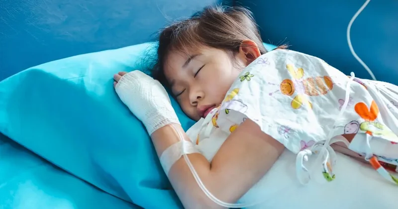 Детям без прививки от кори вернули право на плановую госпитализацию в Алматы