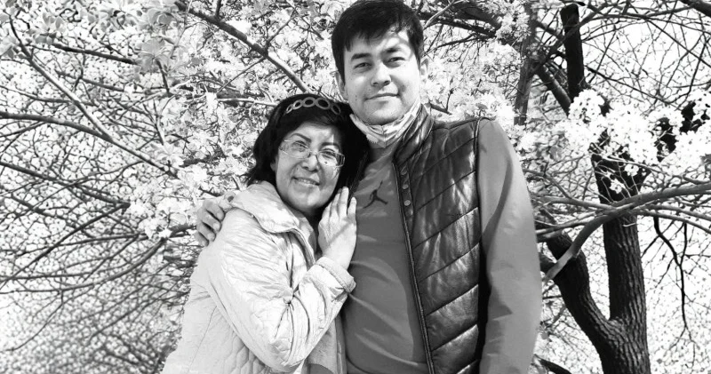 Алматыда белгілі әнші Гүлнар Сиқымбаеваның ұлы өлі күйінде табылды