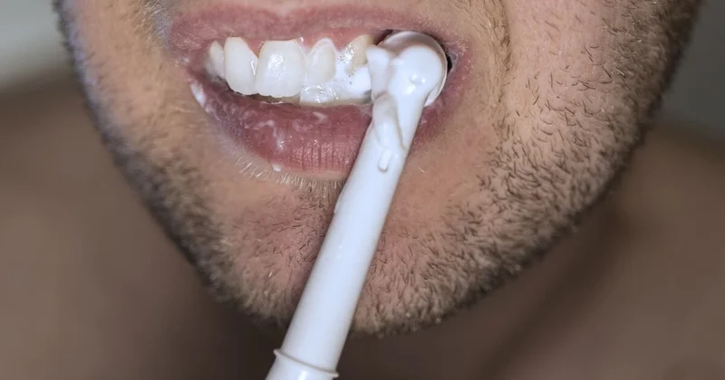 Эти продукты ежедневно убивают белизну вашей улыбки