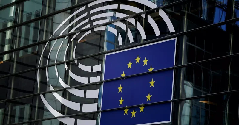 Еуроодақ елдері Украинаны өз қатарына қабылдамайды Польшаның бұрынғы премьер министрі