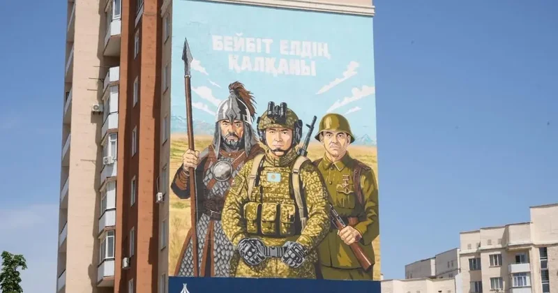 Мурал Бейбіт елдің қалқаны открыли в Талдыкоргане в День защитника Отечества