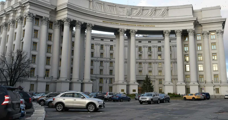 Мелони Украинаға қатысты Париж бен Берлиннің бастамаларына күмәнмен қарайды БАҚ