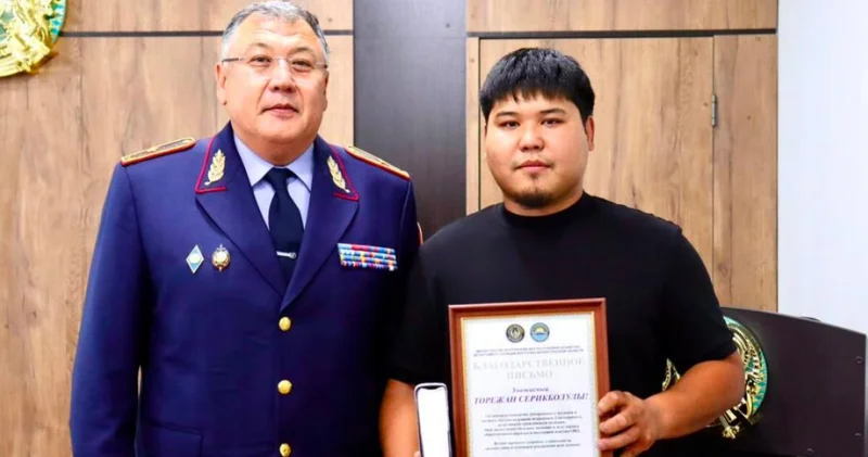 Алаяқтардың жоспарын бұзған такси жүргізушісіне құрмет көрсетілді