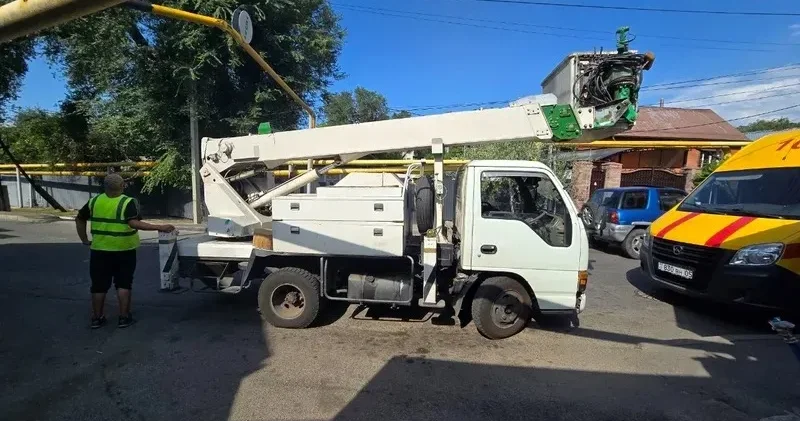 Қалай болғаны жұмбақ : Алматыда жол апатынан кейін 120 үй газсыз отыр