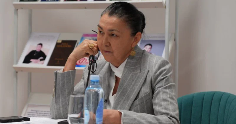 Роза Мұқанова қазіргі драматургияға қатысты дәріс оқыды