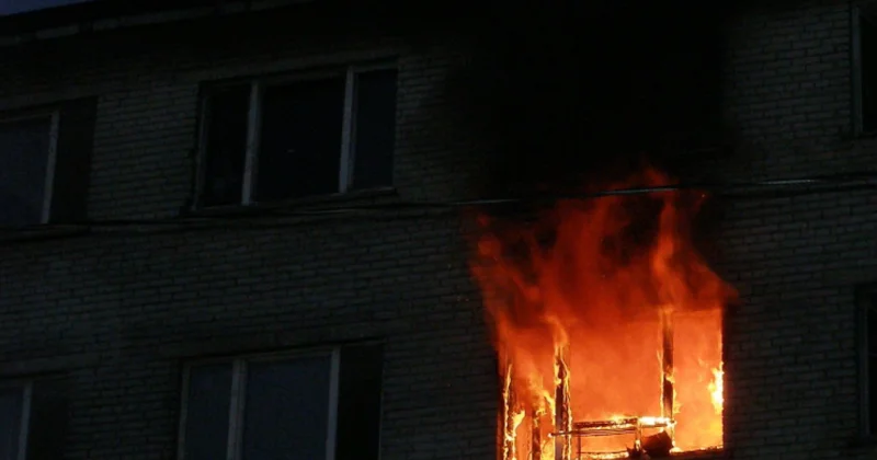 Женщина расчленила арендодателя и подожгла квартиру