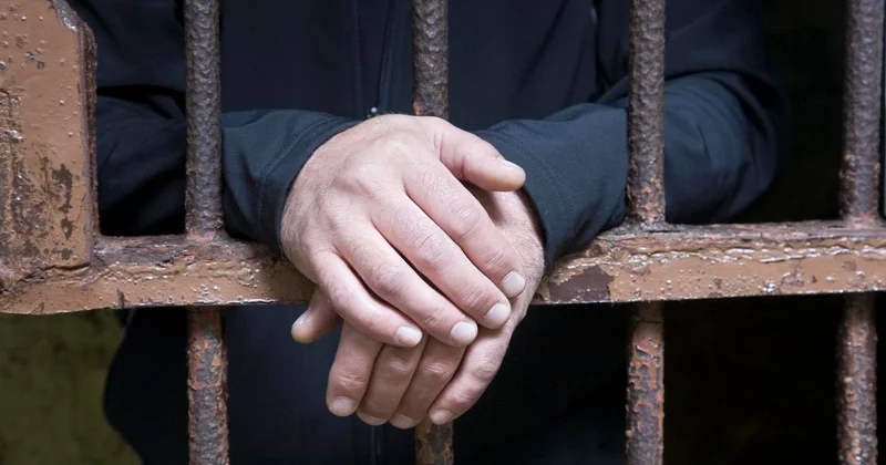 Вывез за город, задушил и закопал: актюбинца осудили за убийство коллеги