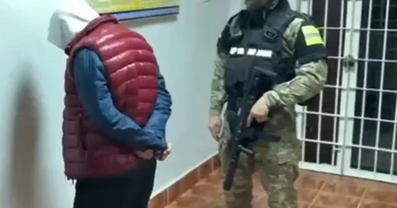 Шымкентте мемлекеттік қызметшіден 10 млн теңге бопсалады деген күдікпен блогер ұсталды