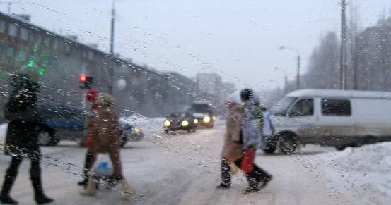 Акима Талгара оштрафовали за нечищеные от снега дороги