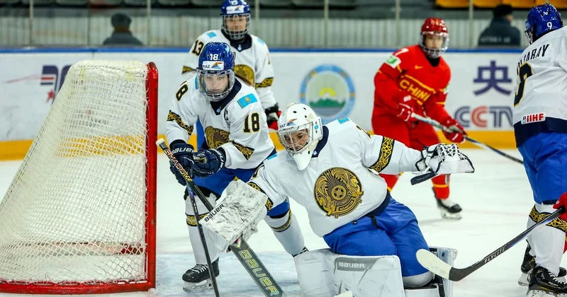 Сборная Казахстана по хоккею второй раз подряд проиграла со счетом 0:6 на чемпионате Азии