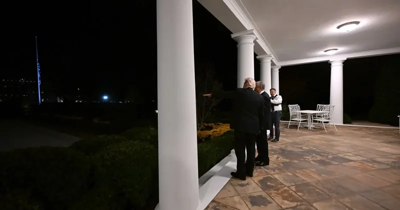 Трамп показал Токаеву, как проходит строительство нового бального зала в Белом доме