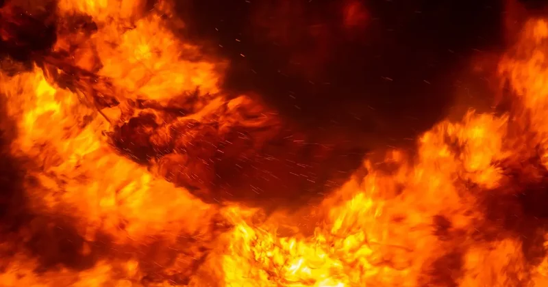 В индонезийской мечети произошёл взрыв во время пятничной молитвы: пострадали 54 человека