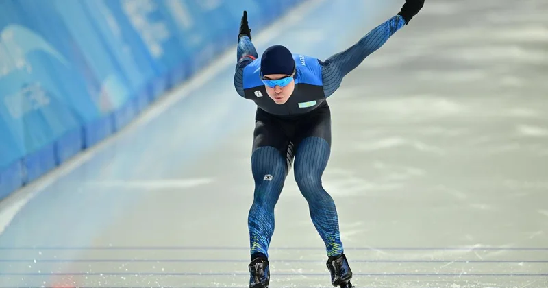 Казахстанец вошел в топ 10 на этапе Кубка мира по конькобежному спорту