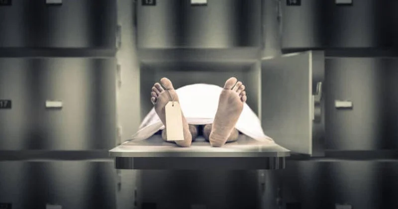 В Актау мужчина умер по пути в аптеку: тело обнаружил прохожий