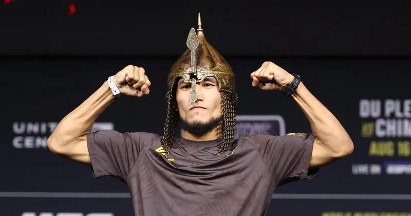 Казахстанский боец Алиби Идирис получил дебютный бой в UFC