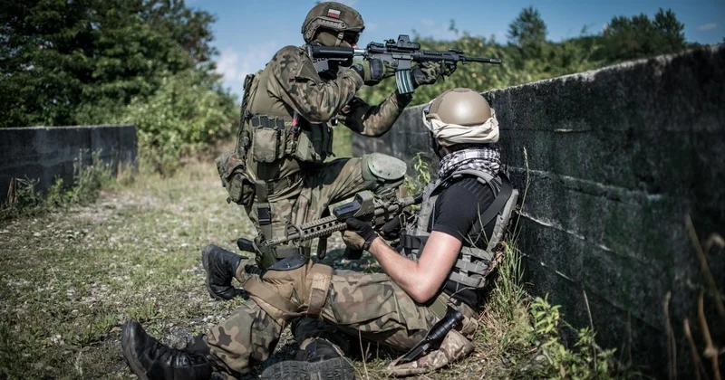 Таиланд начал эвакуацию у границы с Камбоджей: что происходит