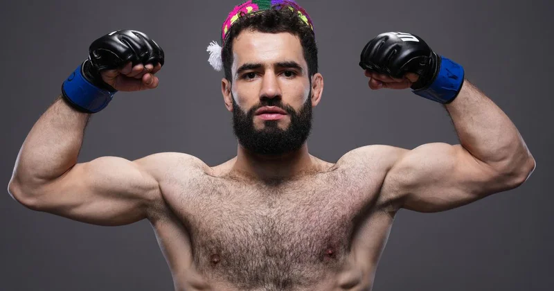 Таджикистанский боец UFC Мухаммад Наимов впервые проиграл нокаутом