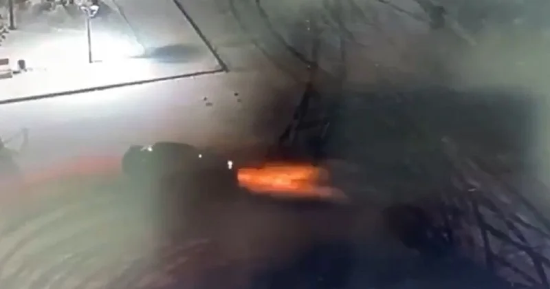 Водитель BMW устроил опасные маневры возле ДК в Павлодаре (видео)