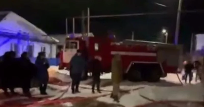 Квартира загорелась в жилом доме в Костанайской области: есть пострадавший (видео)