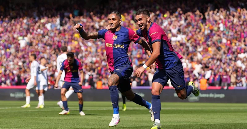 Разгром со счетом 5:0 вывел Барселону в финал Суперкубка Испании