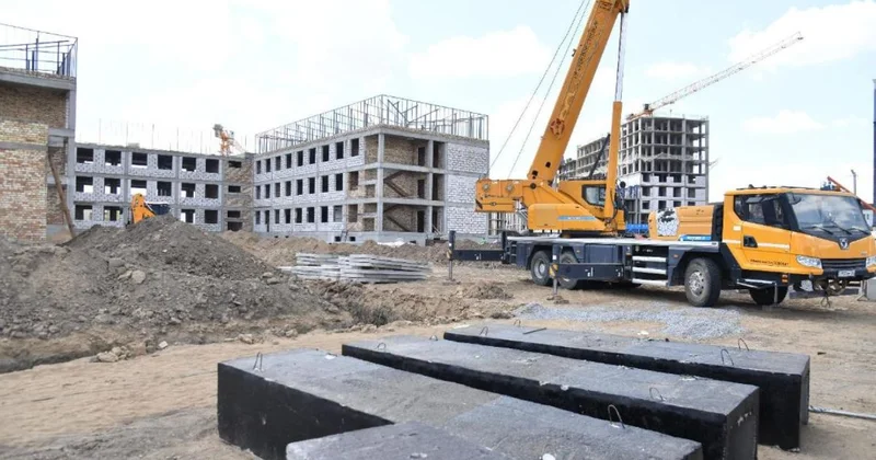 Атырауда жаңа мектептер, балабақшалар мен спорт кешендері ашылды