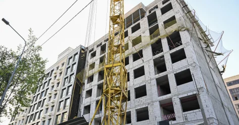 Бакытжан Базарбек возмутился действиям застройщика и ГАСК