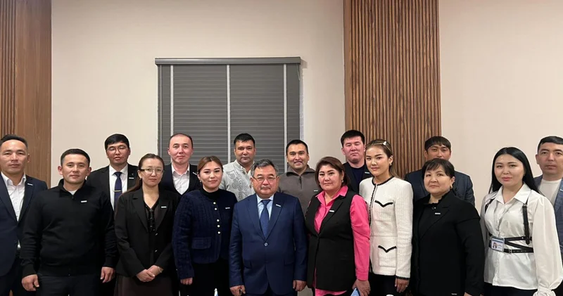 Түркістан облысындағы AMANAT партиясының қоғамдық қабылдауында тұрғындарды толғандырған мәселелер қаралды