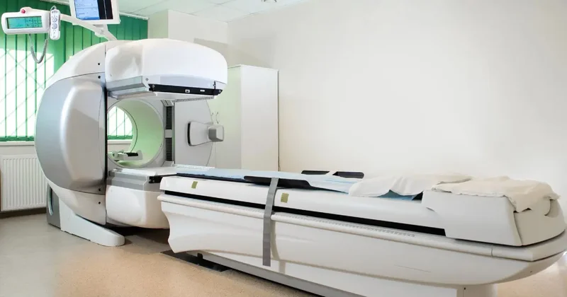 Вместо 50 онкобольных лечение получают семь: к чему привело сокращение финансирования томотерапии в Казахстане
