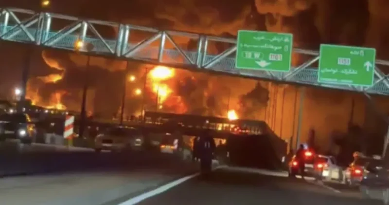 Израиль алғаш рет Иранның мұнай қоймаларына шабуыл жасады