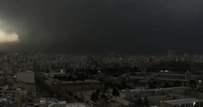 Иранда мұнай қоймаларының жарылысы қышқыл жауынға ұласуы мүмкін