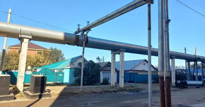 В Казахстане обновят 377 км теплосетей