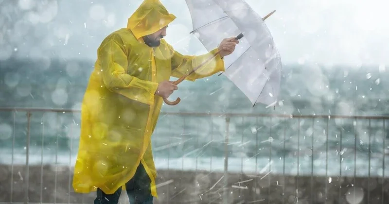 Дождь с грозой: непогода охватит Алматы