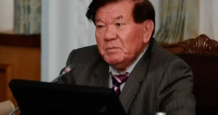 Мұхтар Шаханов жансақтау бөлімінде жатыр