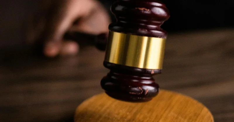 Қырғызстанда бала саудасы үшін қазақстандық әйел 12 жылға сотталды