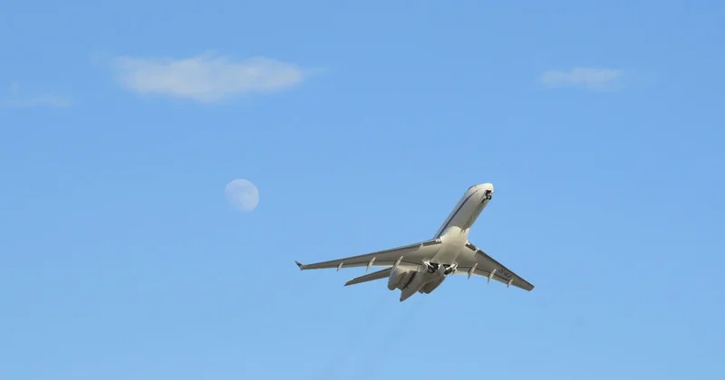 Эскалация конфликта на Ближнем Востоке: как Казахстан вывозил своих граждан из региона