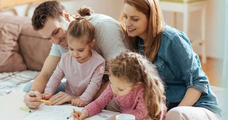 АҚШ та бала тәрбиесіне 300 000 доллардан артық жұмсалады