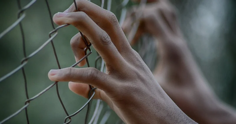 По согласию не спасло: на 12 лет осудили павлодарца за интим с несовершеннолетней