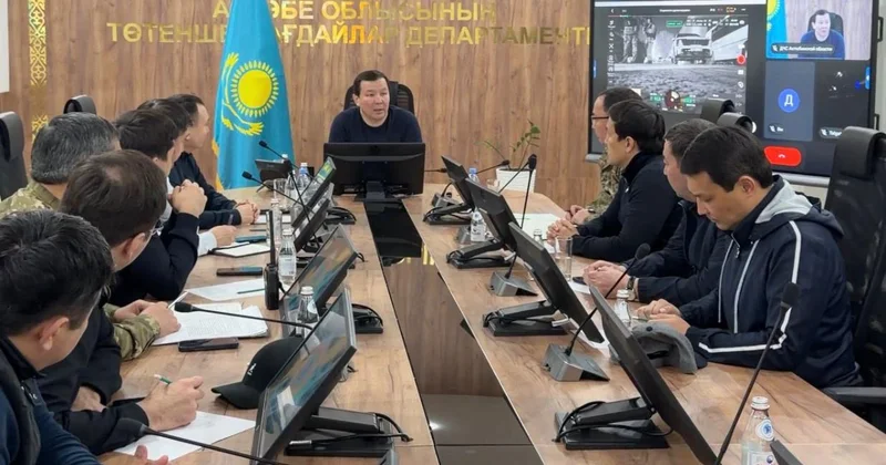 Ақтөбе облысы әкімдігіндегі өрт: Ғимарат электр желісінен толық ажыратылды