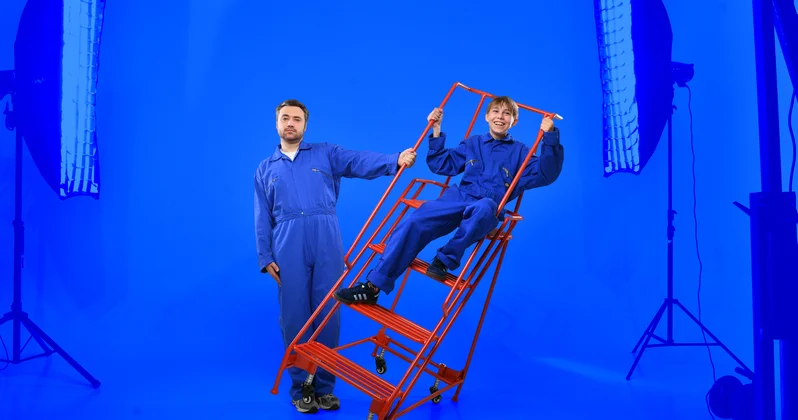 ARTиШОК покажет спектакль шотландского режиссера The Show for Young Men Аналитический интернет журнал Власть