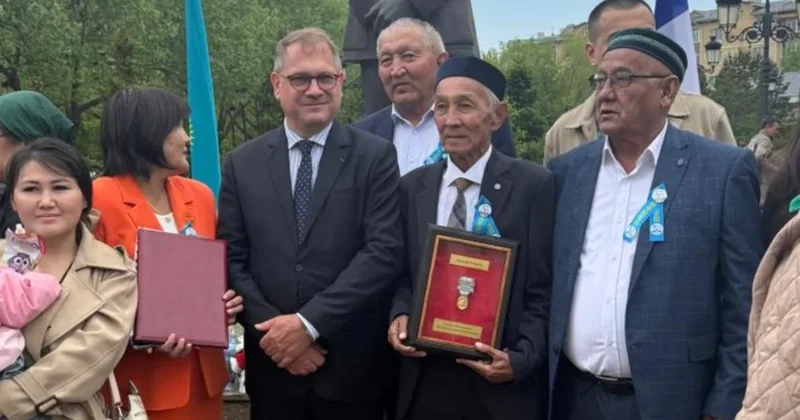 Пятеро казахстанцев посмертно стали героями Франции