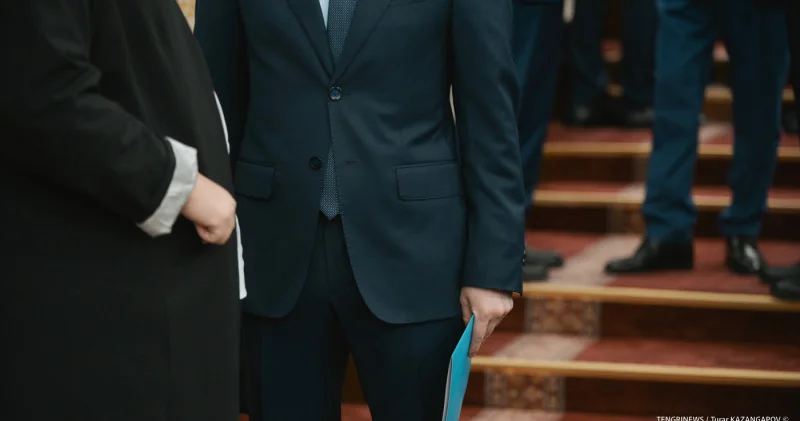 Қош бол, Мәжіліс пен Сенат. Депутаттар алдағы өзгерістерді түсіндірді