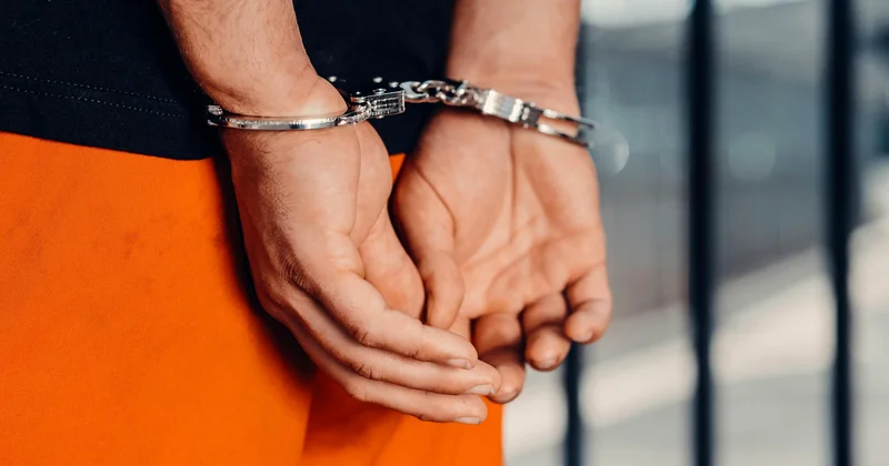 Семей тұрғыны гаражын есірткі қоймасына айналдырған