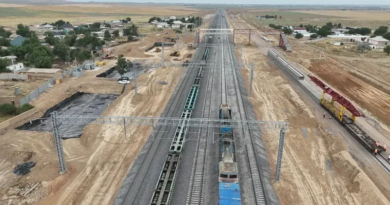 Қазақстан мен Өзбекстан шекарасында жаңа теміржол бекеті салынып жатыр