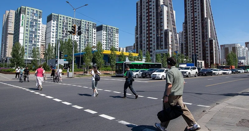 Проезд автобусов к значимой остановке закрыли в Астане