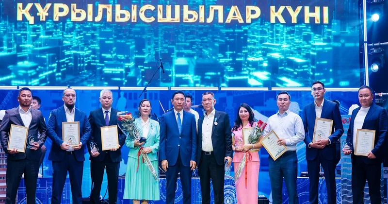​Атырау облысында құрылыс саласының үздік қызметкерлері марапатталды​