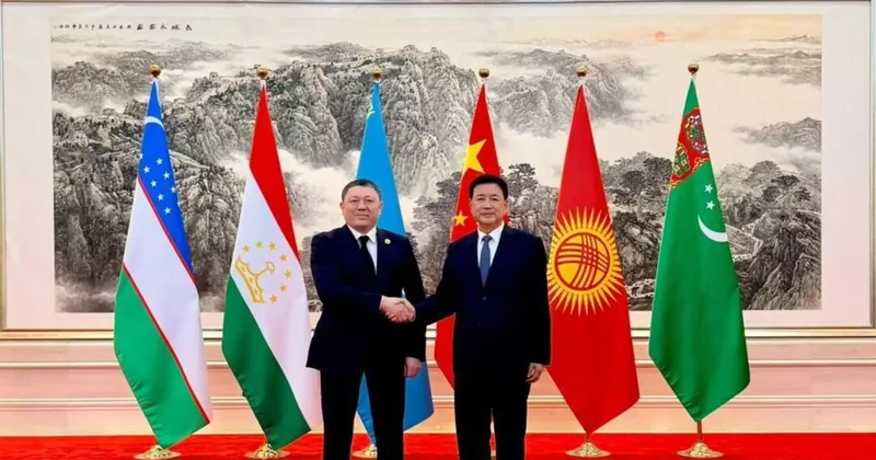 Қазақстан мен Қытай жүргізуші куәліктерін өзара тану туралы келісімге келді