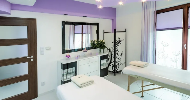 SPA центр горел в Медеуском районе Алматы